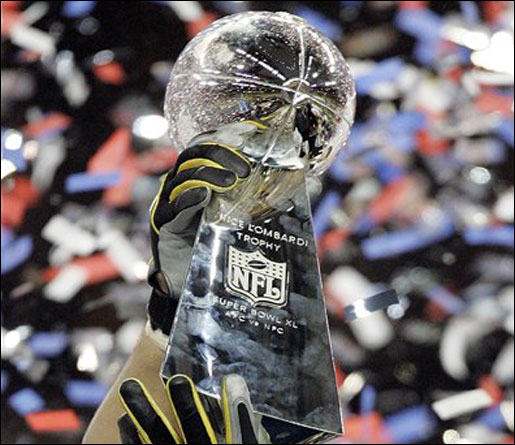 Vince-Lombardi-Trophy-returned-to-Title-Town-green-bay-packers-25169869-515-445.jpg