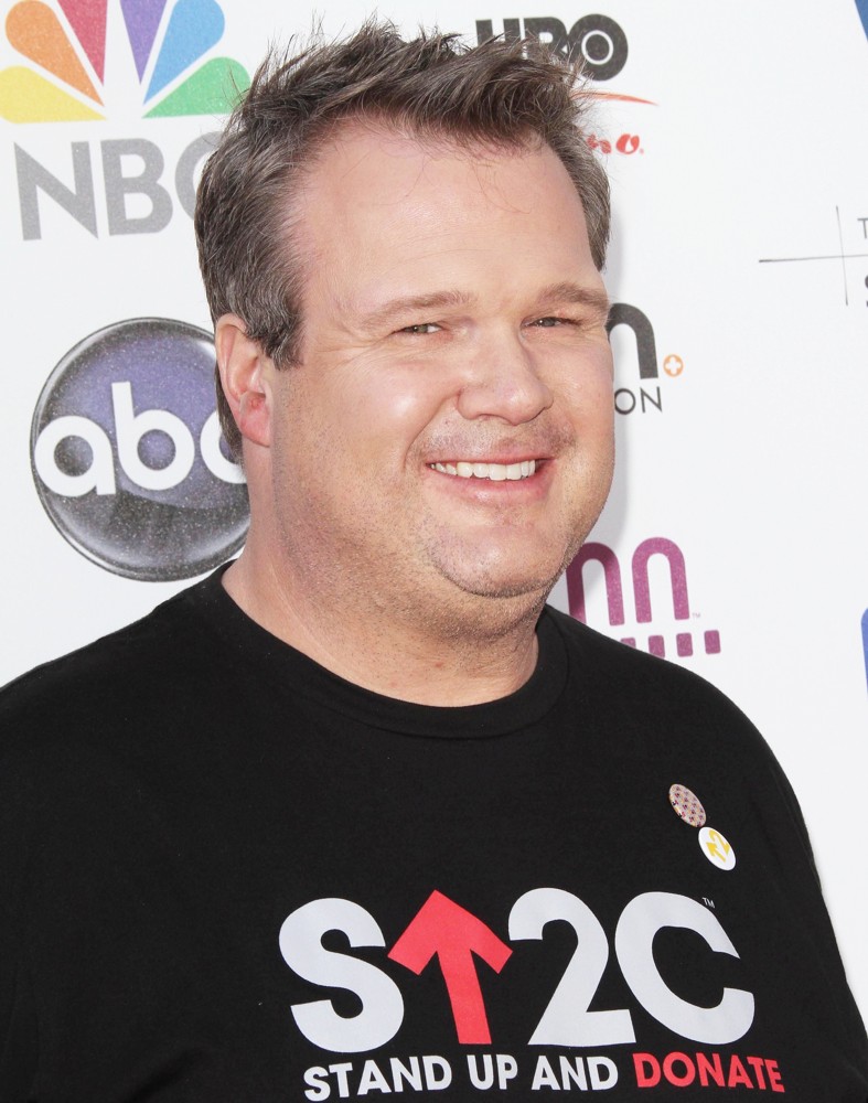eric-stonestreet-stand-up-to-cancer-2012-02.jpg